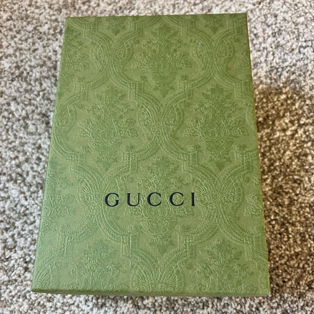 Gucci Fuchsia Calfskin Quilted Leather Shoulder Chain Mini Crossbody Bag - Picture 15 of 16